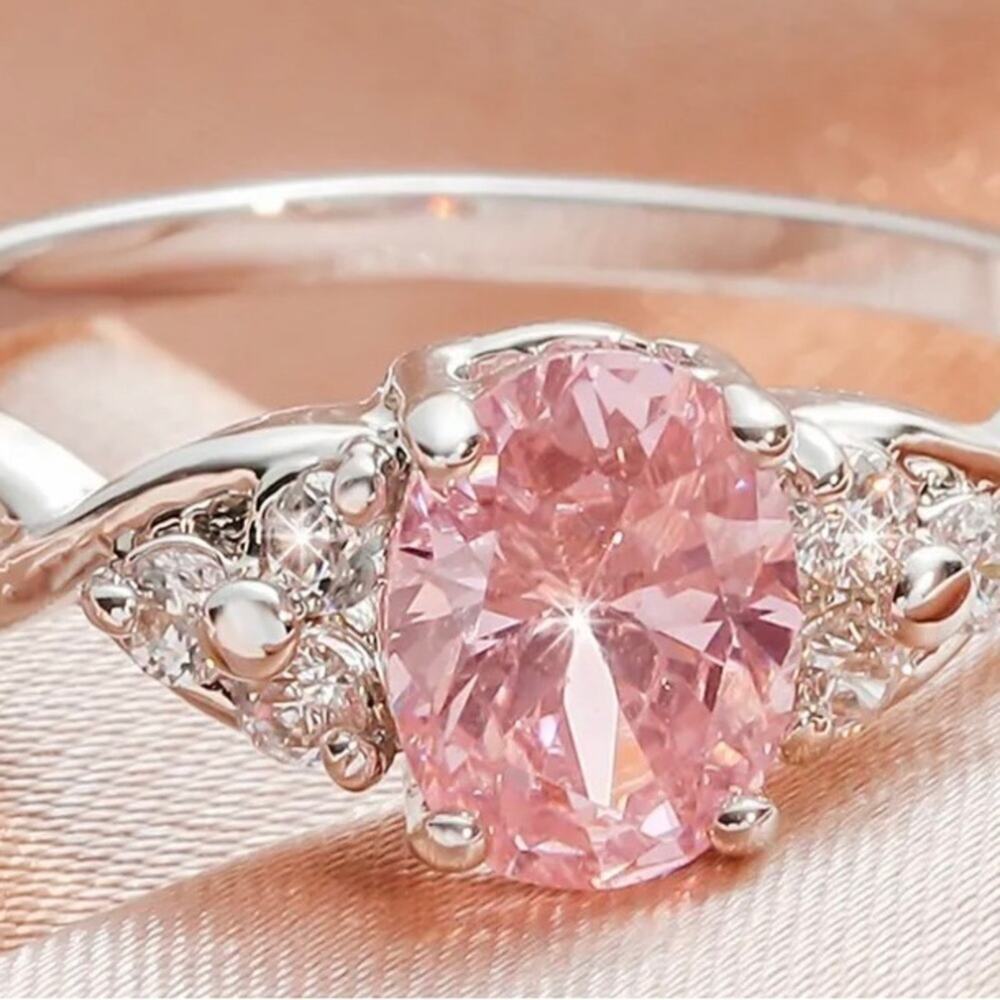 Oval Shaped Pink Zircon Silver ToneFashion Ring Crystals Costume Jewelry - 7 NEW